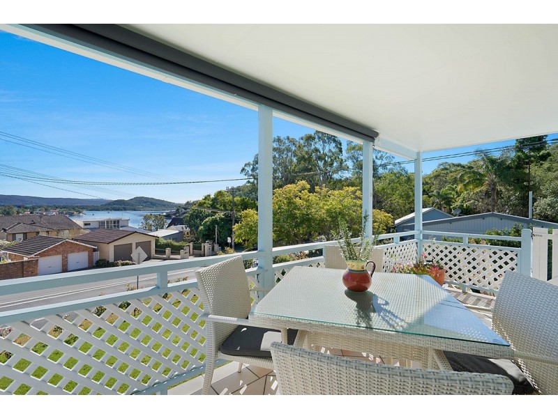 6 Empire Bay Drive, Daleys Point NSW 2257