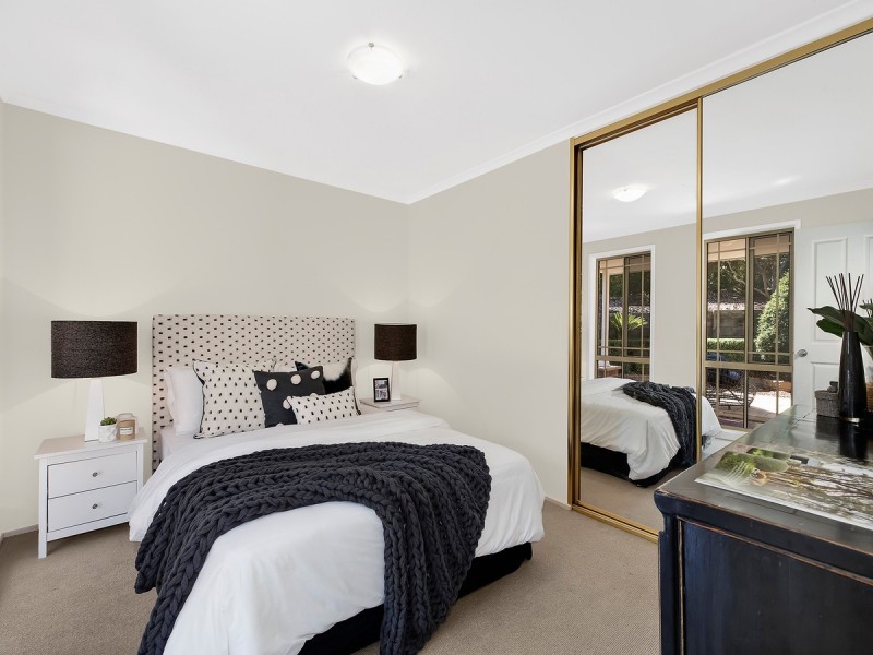 12 Day Dawn Place, Erina NSW 2250