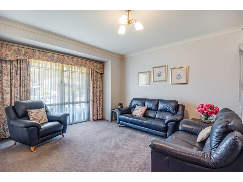 58 Singleton Road, Point Clare NSW 2250