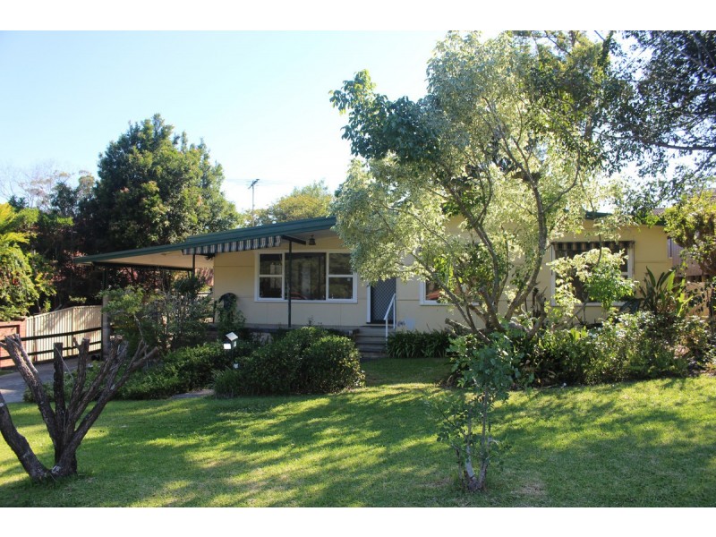 24 Waratah Street, East Gosford NSW 2250