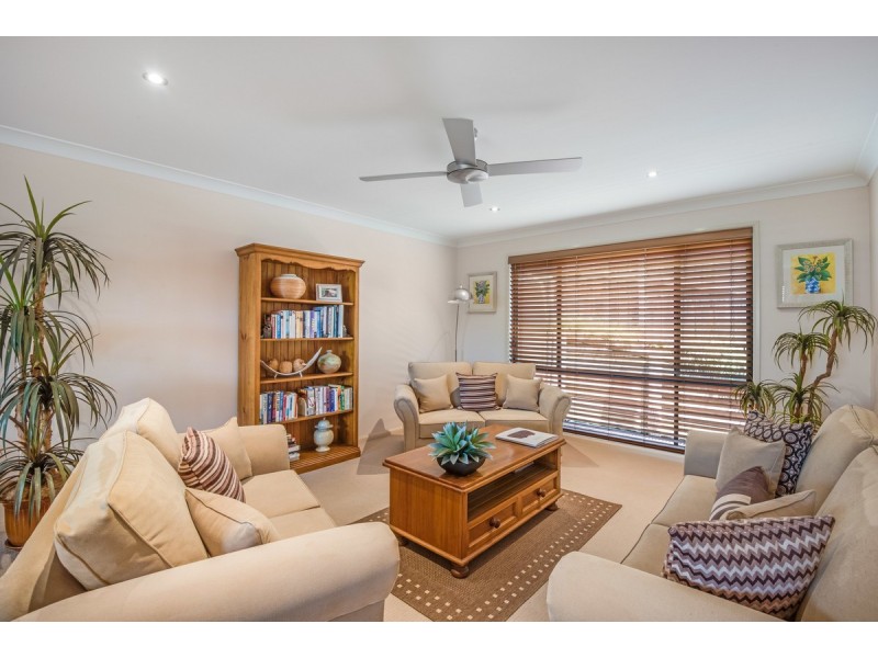 4 Sunhill Crescent, Erina NSW 2250