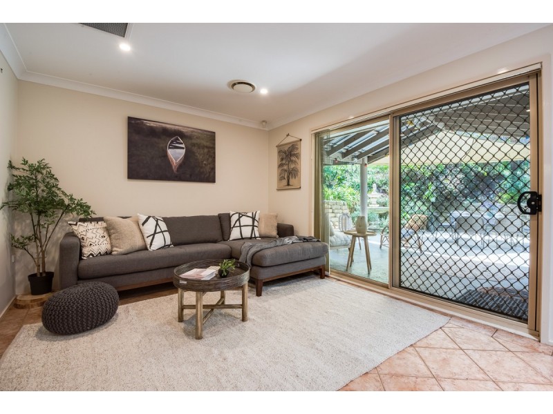 20 Old Farm Place, Ourimbah NSW 2258
