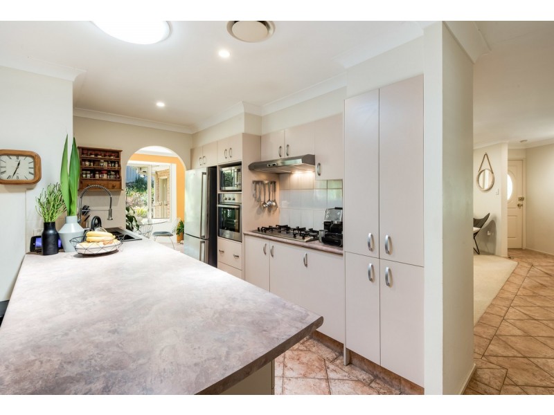 20 Old Farm Place, Ourimbah NSW 2258