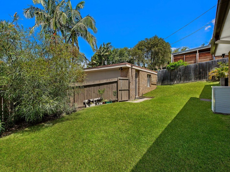 18 Holmes Road, Terrigal NSW 2260
