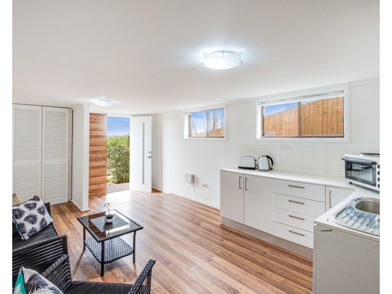 37 Headlam Parade, Springfield NSW 2250