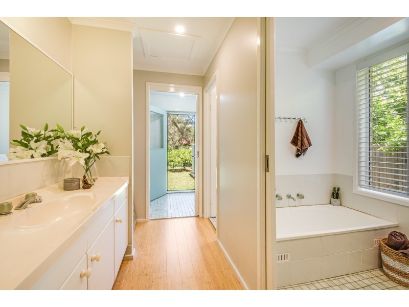 4 Ensenada Road, Copacabana NSW 2251