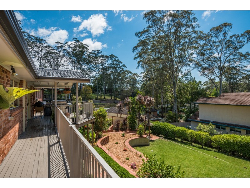 3 Cambourn Drive, Lisarow NSW 2250