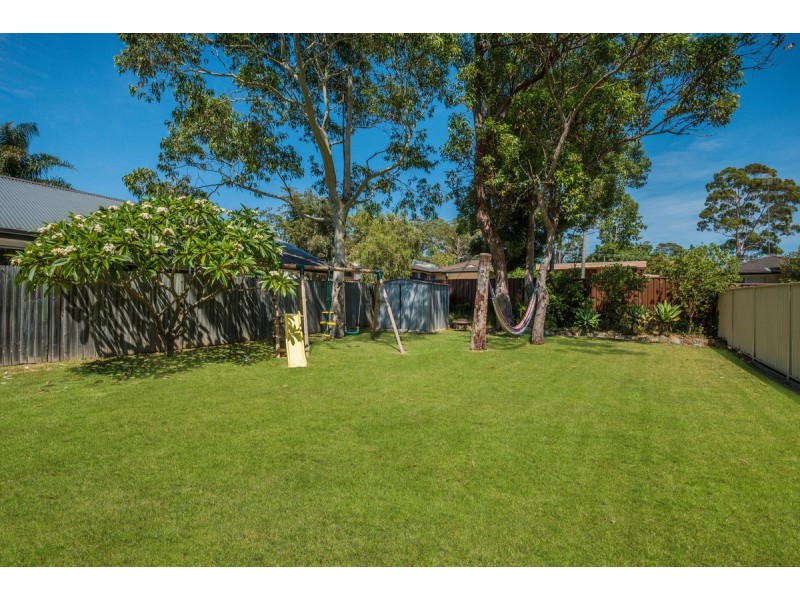 33 Kuburra Road, Erina NSW 2250