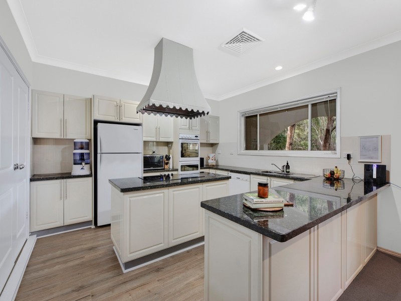 24 Algwen Road, North Gosford NSW 2250