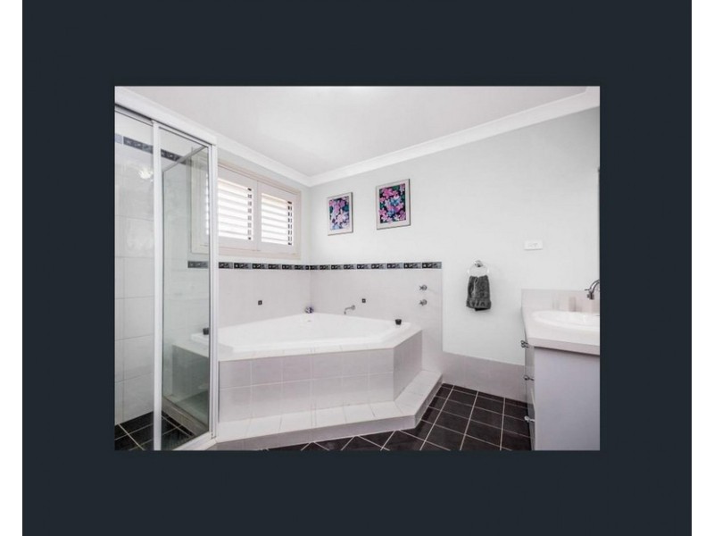 26 The Valley Road, Lisarow NSW 2250