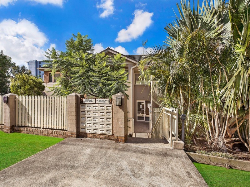 17/8-10 Range Road, North Gosford NSW 2250
