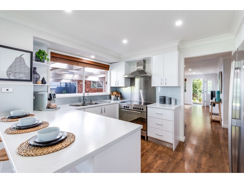 1 Eagle Close, Lisarow NSW 2250