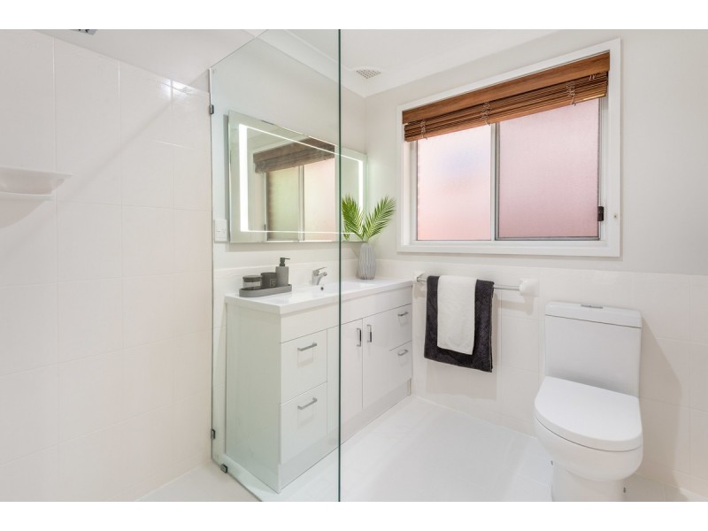 1 Eagle Close, Lisarow NSW 2250