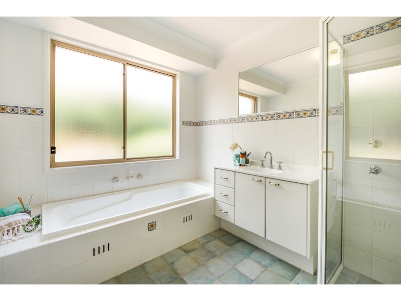 5 Tallowood Crescent, Erina NSW 2250