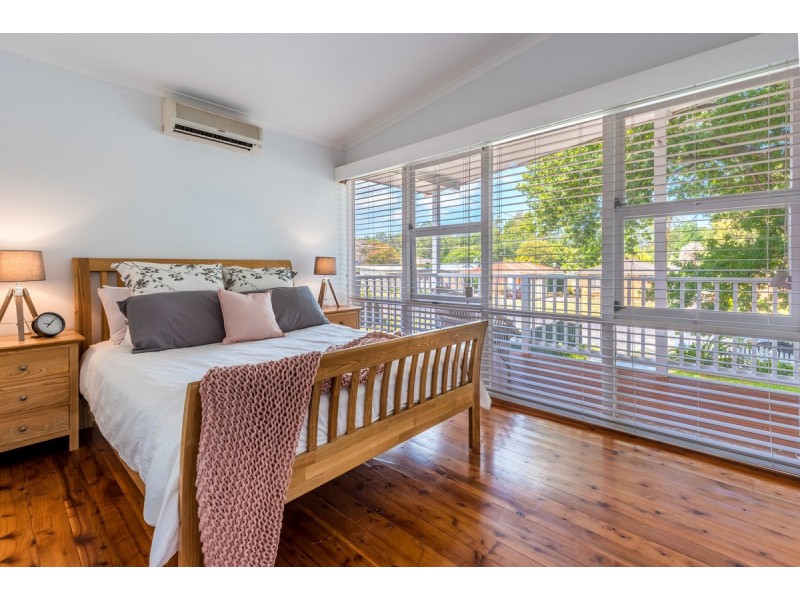 6 Nerissa Road, Erina NSW 2250