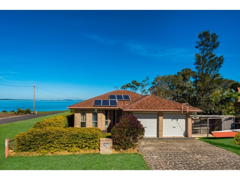 2 Winbourne Street, Gorokan NSW 2263