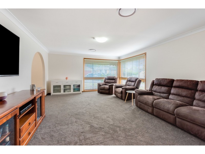 21 Tudawali Crescent, Kariong NSW 2250