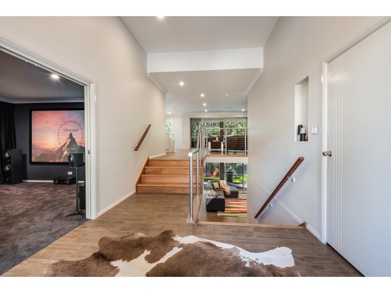 5 Jean Norman Close, Wyoming NSW 2250