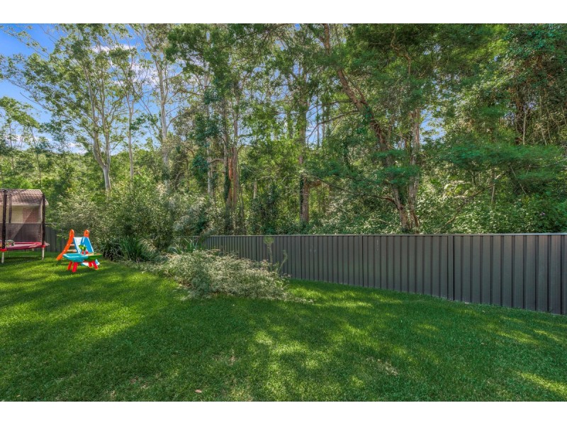 5 Jean Norman Close, Wyoming NSW 2250