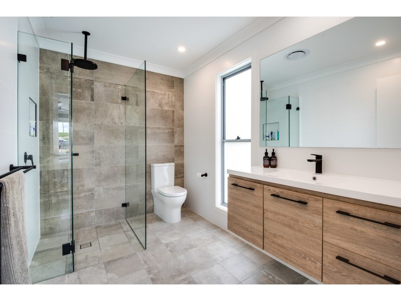 7 Sonny Crescent, Terrigal NSW 2260