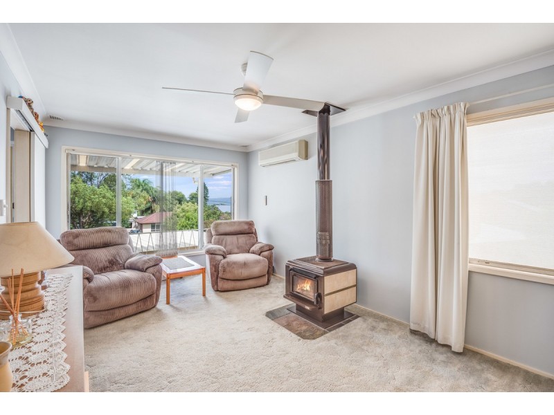 57 Maitland Road, Springfield NSW 2250