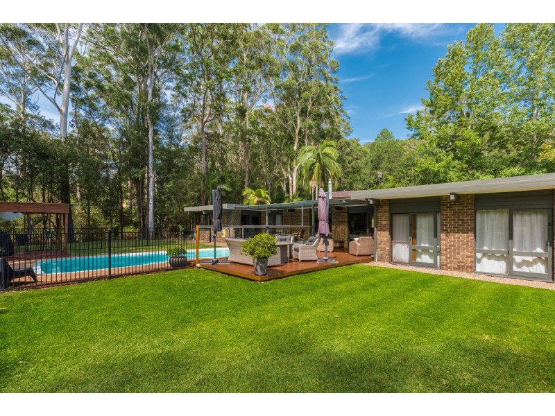 8 Riatta Street, Erina NSW 2250