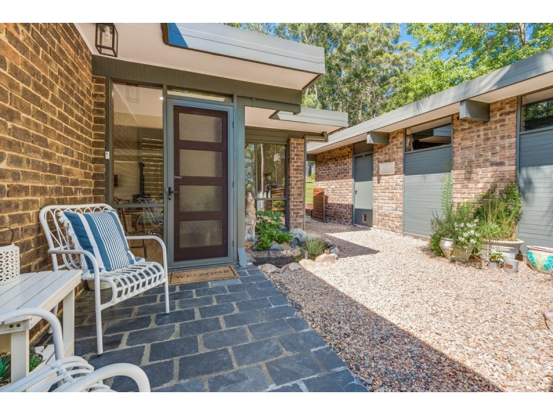 8 Riatta Street, Erina NSW 2250