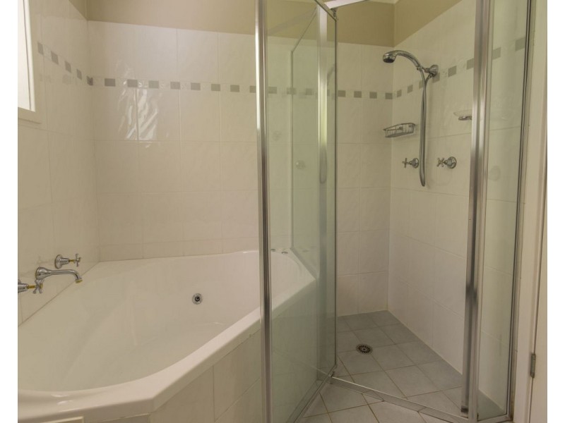 5 Delaware Road, Niagara Park NSW 2250