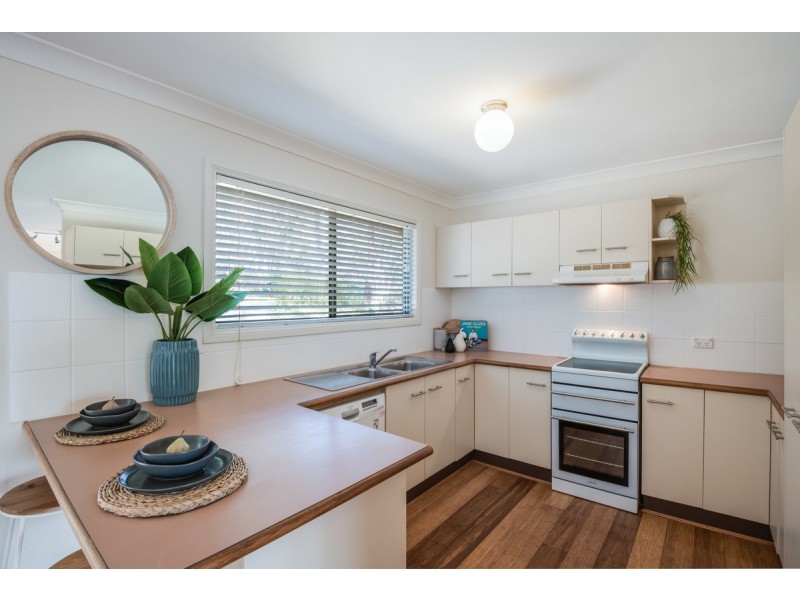 34 Plateau Road, North Gosford NSW 2250