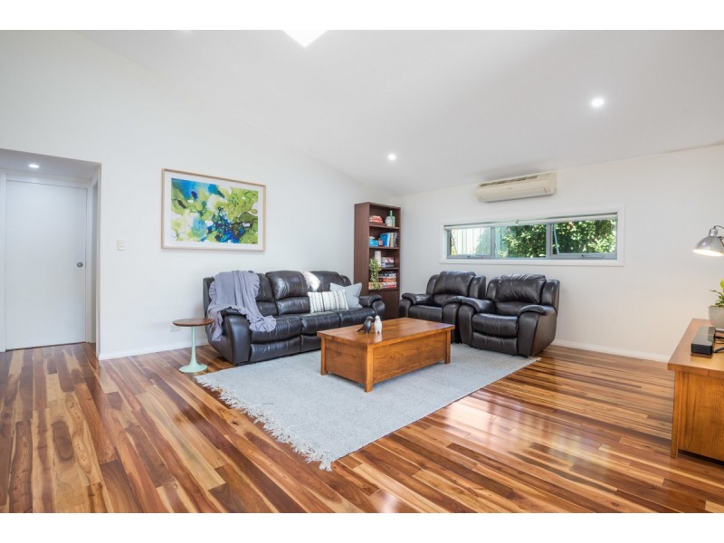 15 Cobbedah Drive, Springfield NSW 2250