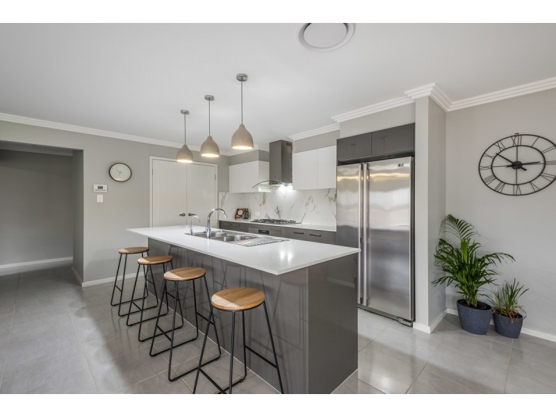 8 Sonny Crescent, Terrigal NSW 2260