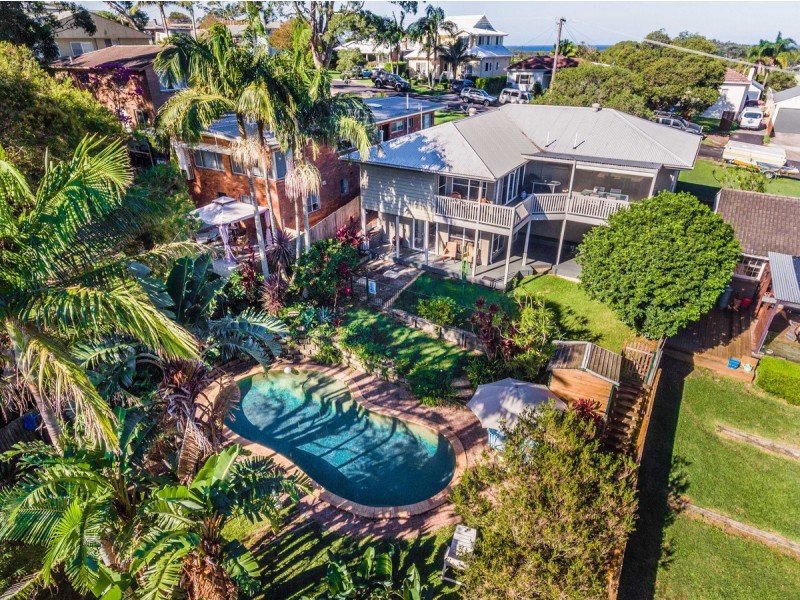 23 Seaview Avenue, Wamberal NSW 2260