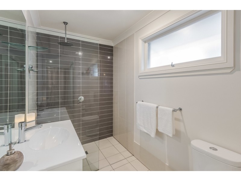 23 Seaview Avenue, Wamberal NSW 2260