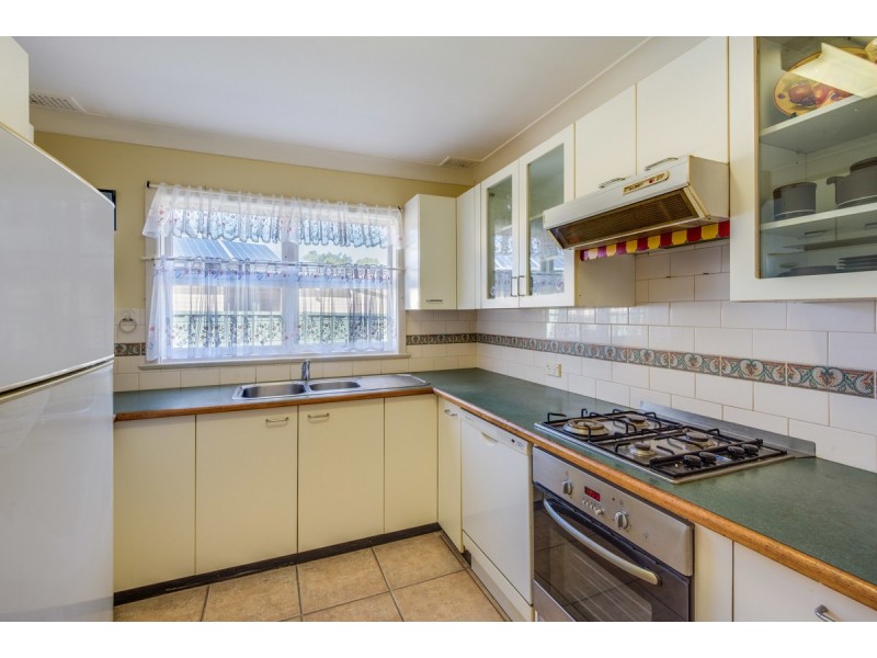 29 Glencoe Avenue, Wyoming NSW 2250