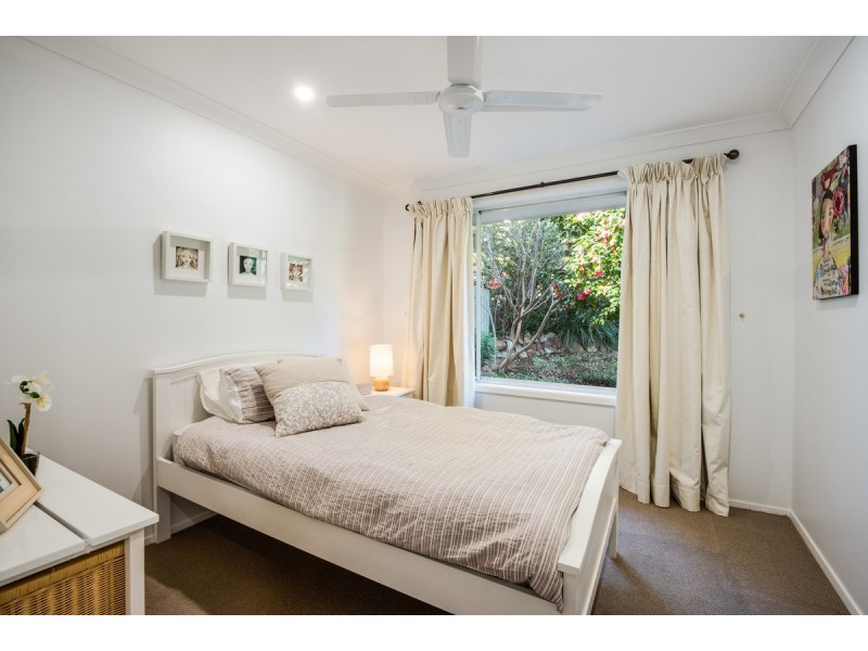 15 Mindaree Avenue, Wyoming NSW 2250