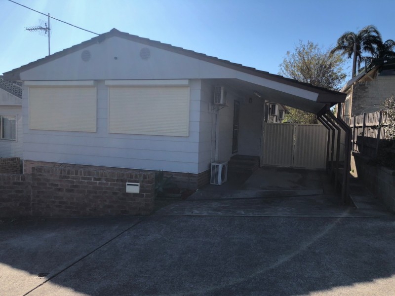 7 Barralong Road, Erina NSW 2250