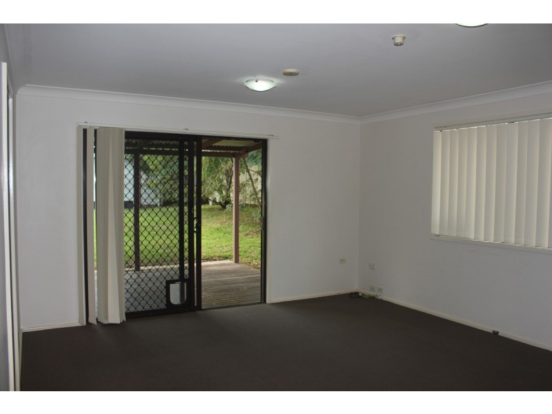 7 Barralong Road, Erina NSW 2250