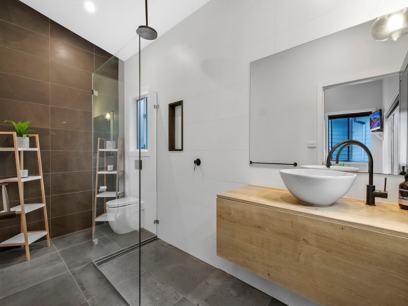 75a The Round Drive, Avoca Beach NSW 2251