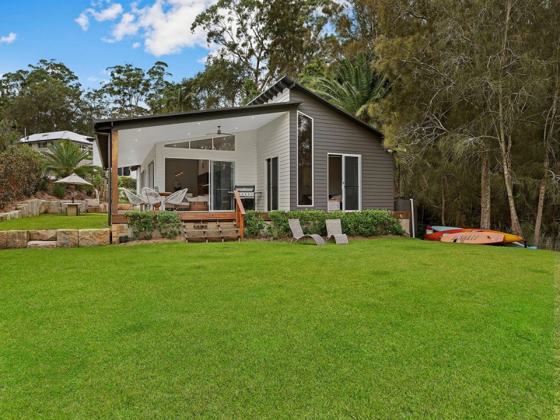 75a The Round Drive, Avoca Beach NSW 2251