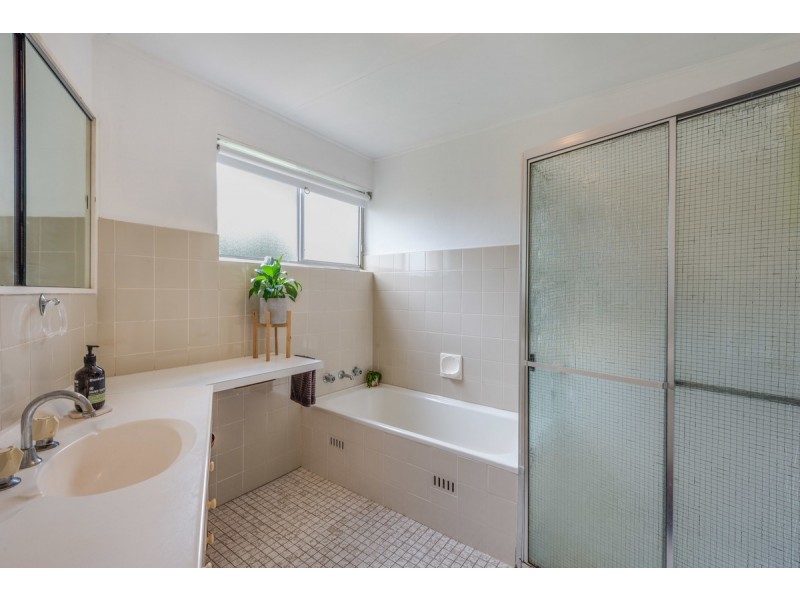 16/138-140 Albany Street, Point Frederick NSW 2250