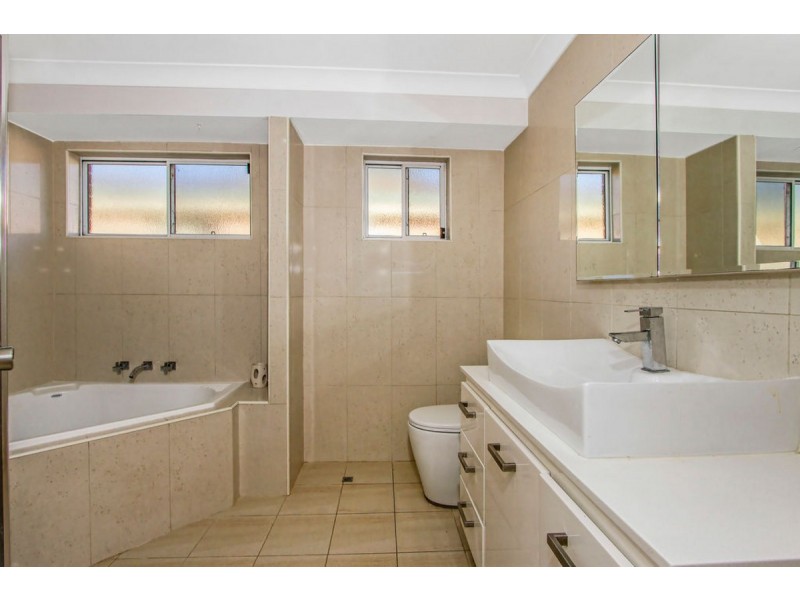 11 Benkari Avenue, Kariong NSW 2250