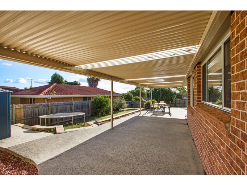 11 Benkari Avenue, Kariong NSW 2250