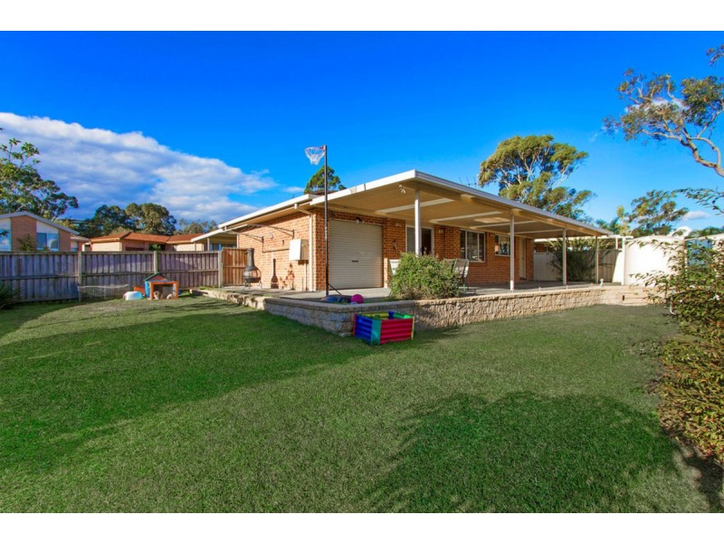 11 Benkari Avenue, Kariong NSW 2250