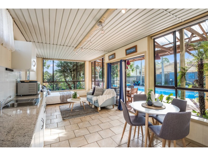 22 Beaumont Avenue, Wyoming NSW 2250