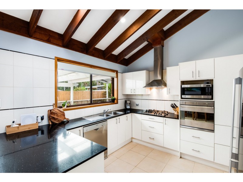 18 Kuburra Road, Erina NSW 2250