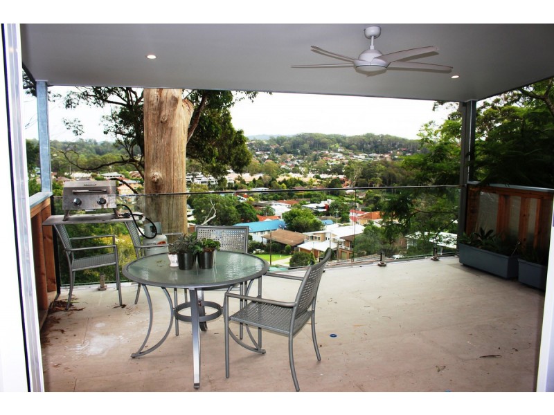 33 Hillcrest Street, Terrigal NSW 2260