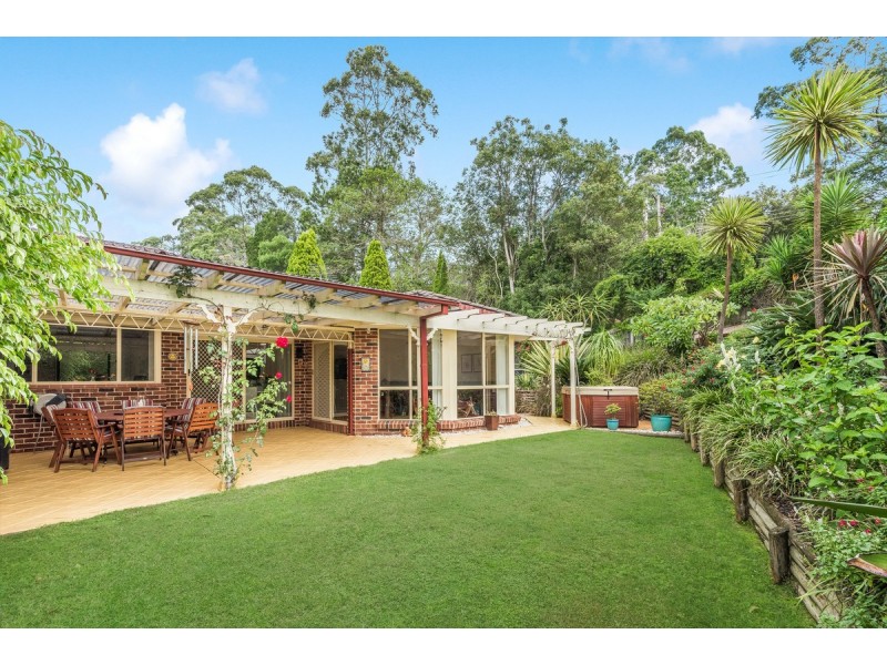 2 Karen Close, Lisarow NSW 2250