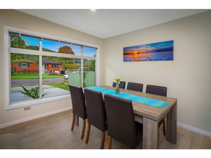 16 Cambridge Circle, Ourimbah NSW 2258