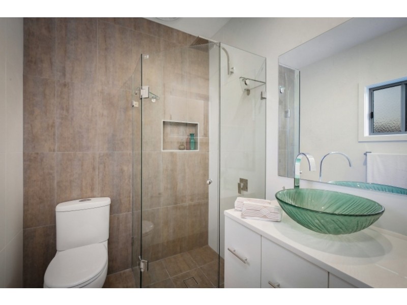 16 Cambridge Circle, Ourimbah NSW 2258