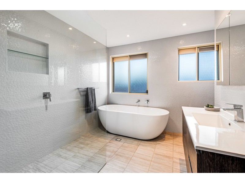 22 Norman Hunter Close, Kincumber NSW 2251